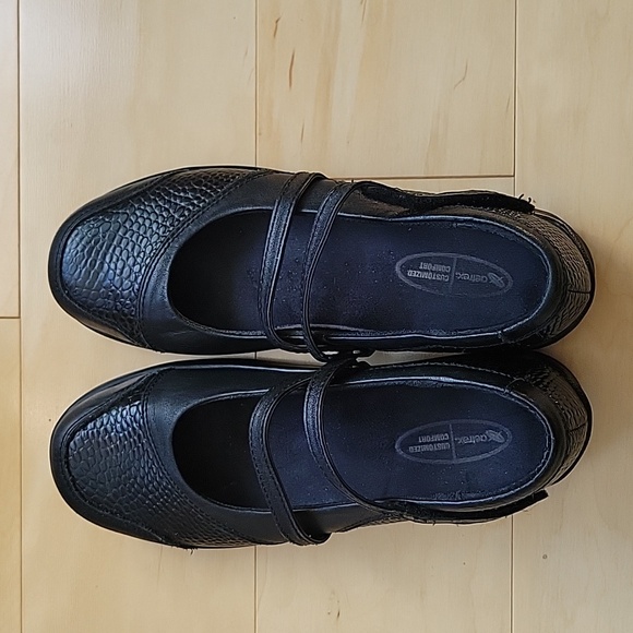 Aetrex, 7.5, Black Mary Jane, removable insert, like new condition - Picture 1 of 4